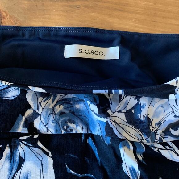 SC&Co Skort Skirted Shorts Womens XXL Blue Floral Tummy Control Stretch Pocket - Picture 3 of 10